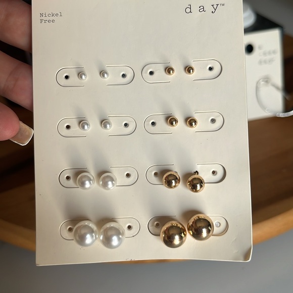 Fashion Sunglasses and A New Day Earrings - Picture 5 of 9